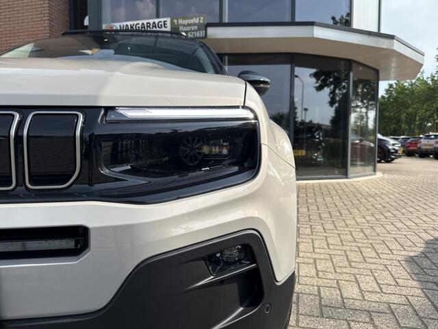 Jeep Avenger 1.2 e-Hybrid Summit | Schuifdak