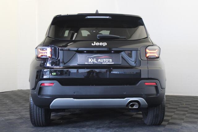 Jeep Avenger 1.2 e-Hybrid Summit