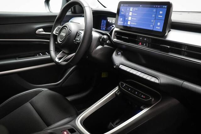 Jeep Avenger Altitude 54 kWh | SOH 98% | LED | DAB | APPLE | CAMERA | 18"