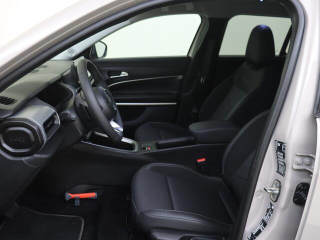 Jeep Avenger 1.2 e-Hybrid Altitude P4