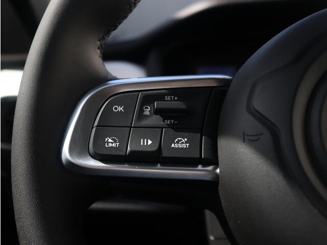 Jeep Avenger Summit 54kWh | Carplay | Camera | BTW | 18"