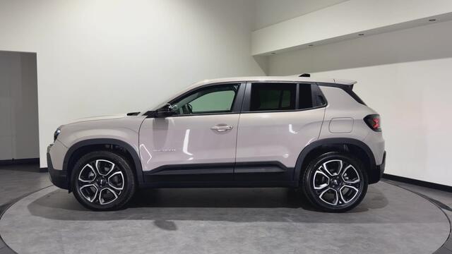 Jeep Avenger Summit 54 kWh | SOH 97,8% | LED |