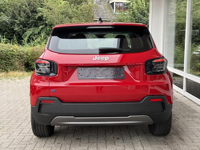 Jeep Avenger BEV 54 kWh | WLTP tot 400km range | 100kW snelladen | Draadloos Apple Carplay/Android Auto | Cruise Control | Parkeersensoren