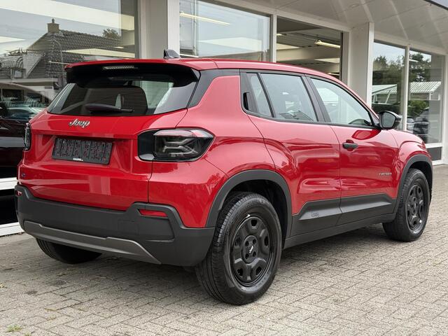 Jeep Avenger BEV 54 kWh | WLTP tot 400km range | 100kW snelladen | Draadloos Apple Carplay/Android Auto | Cruise Control | Parkeersensoren