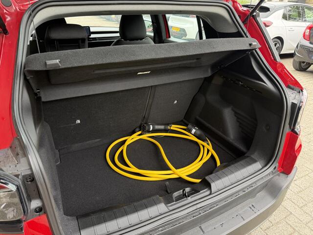 Jeep Avenger BEV 54 kWh | WLTP tot 400km range | 100kW snelladen | Draadloos Apple Carplay/Android Auto | Cruise Control | Parkeersensoren
