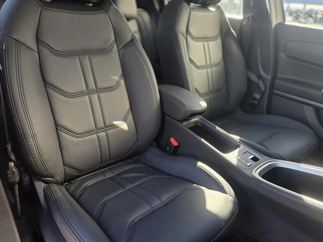 Jeep Avenger Altitude 54 kWh | 20'' Brute velgen | Apple-Android | Stoelverwarming