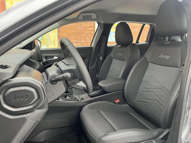 Jeep Avenger 100 Altitude | Keyless | Adaptive Cruise Control | Elektrische achterklep | Achteruitrijcamera | Carplay/Android Auto |