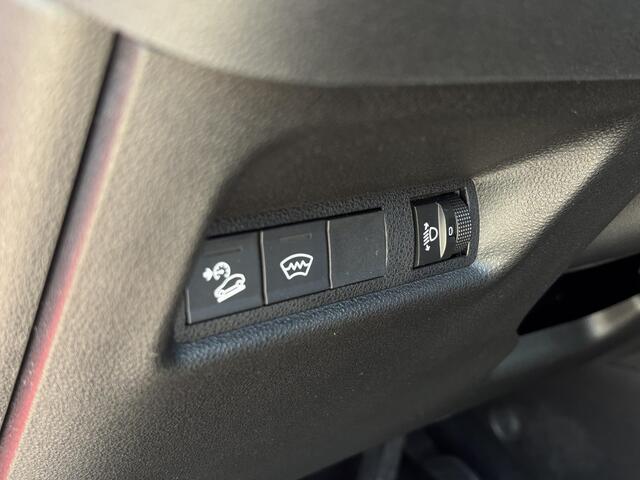 Jeep Avenger 1.2 e-Hybrid Summit | Apple/Android | Stoel-Verwarming | Achteruitrijcamera