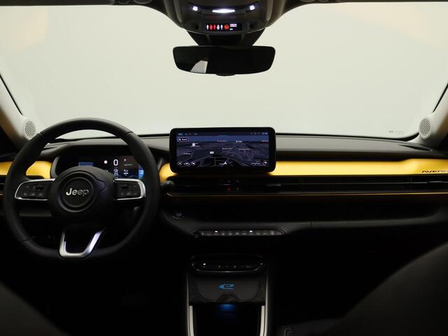 Jeep Avenger 1st Edition 54 kWh | Apple Carplay/Android Auto | Achteruitrijcamera | Cruise Control | Lichtmetalen Velgen |