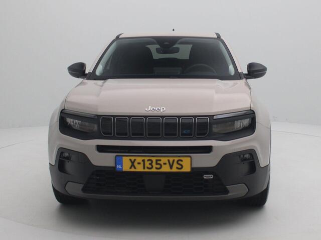 Jeep Avenger Longitude 54 kWh | Stoelverwarming | LM. Velgen | Navigatie | Adaptive Cruise Control | LED Koplampen | Achteruitrijcamera