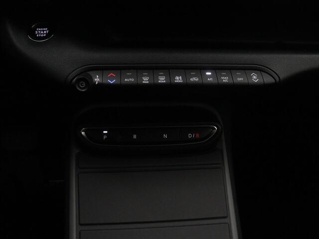 Jeep Avenger Longitude 54 kWh | Apple carplay| Navigatie | Parkeer sensoren | Lichtmetalen velgen | Cruise control |