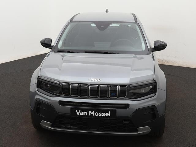 Jeep Avenger Altitude 54 kWh | Apple carplay / Android auto | Lichtmetalen velgen | Cruise controle | Parkeersensoren |