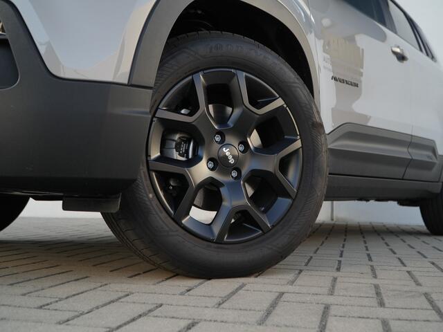 Jeep Avenger 1.2 e-Hybrid Black Edition | Winter | Navi | Carplay