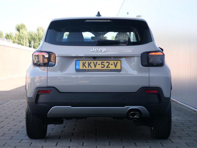 Jeep Avenger 1.2 e-Hybrid Altitude 101 Pk Camera / Apple Carplay / PDC