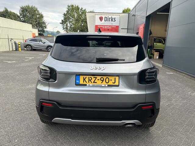 Jeep Avenger 110PK e-Hybrid e-DCT6 Summit (Elektr. achterklep - Navigatie - Camera - PDC)