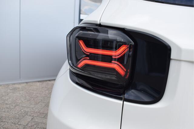 Jeep Avenger 1.2 e-Hybrid Summit | NL-Auto | JBL | Leder | ACC | Elek. Kofferklep
