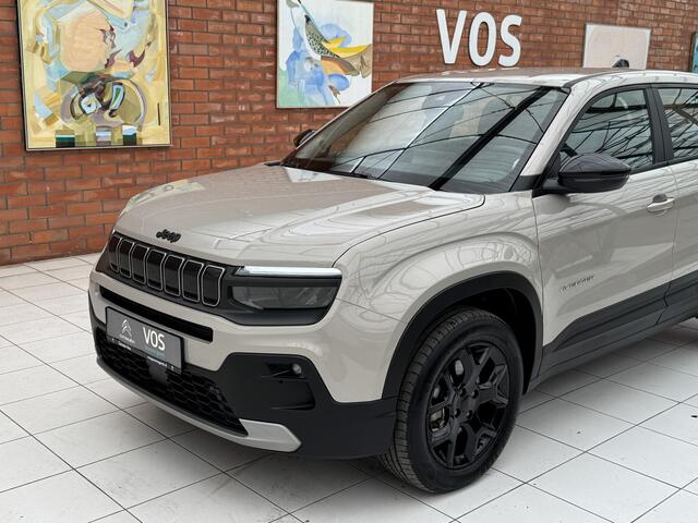 Jeep Avenger e-Hybrid 100 Altitude Automaat | Adaptive Cruise Control | Carplay/Android Auto | Achteruitrijcamera | Climate Control |
