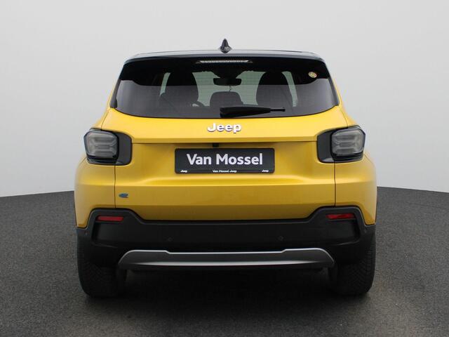 Jeep Avenger Longitude 54 kWh | Camera | Stoelverwarming | Navigatie | Elektrische Achterklep | Apple Carplay&Android Auto