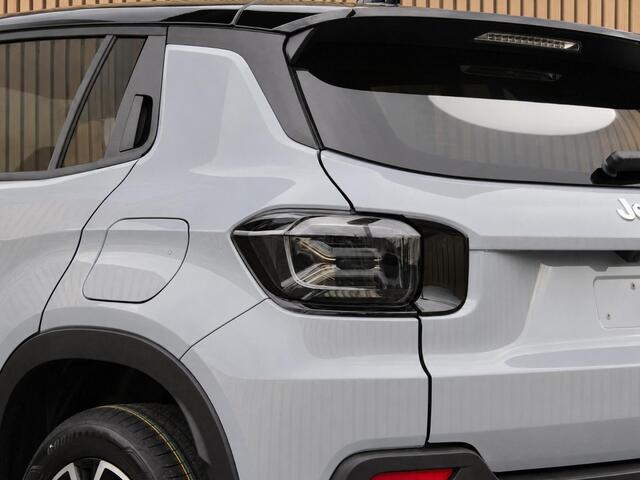 Jeep Avenger Summit 54 kWh VOORRAAD KORTING
