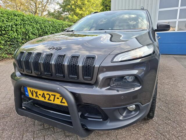 Jeep CHEROKEE VAN 2.2 GRIJS KENTEKEN LEER/XENON/NAVI/PDC 200PK