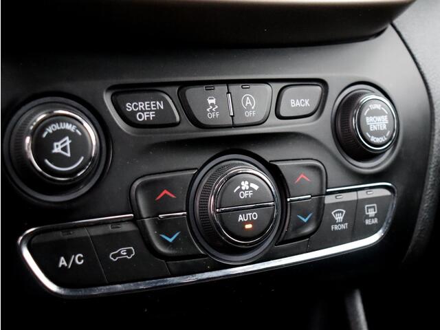 Jeep CHEROKEE 2.0 Longitude | Grijskenteken | Navi | Voorstoelen verwarmt