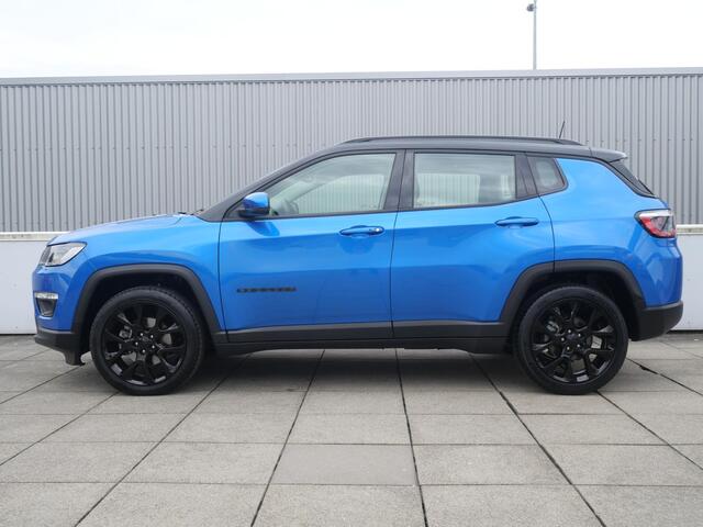 Jeep COMPASS 1.3T Night Eagle Liberty Edition | Trekhaak | Clima | Navi | Carplay | Camera | PDC | 19"