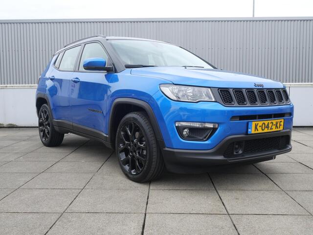 Jeep COMPASS 1.3T Night Eagle Liberty Edition | Trekhaak | Clima | Navi | Carplay | Camera | PDC | 19"