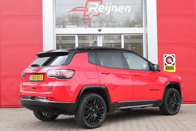 Jeep COMPASS 4xe SUMMIT 240PK PHEV AUTOMAAT | NAVIGATIE 10,25 "TOUCHSCREEN | APPLE CARPLAY/ANDROID AUTO | 360° CAMERA | DODEHOEK DETECTIE |ALPINE PREMIUM AUDIO | DAB+ RADIO | CLIMATE CONTROL | 19"GLOSS BLACK LICHTMETALEN VELGEN | ADAPTIVE / CRUISE CONTROL | DIGITAAL I