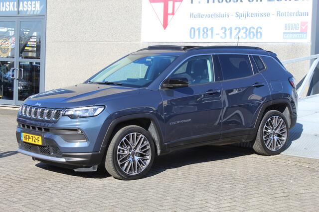Jeep COMPASS 4xe 190 Plug-in Hybrid Electric Limited Lease Ed. AUTOMAAT/\Panoramadak/Adaptive cruise control/Lane assist/Navigatie/Achteruitrijcamera/Climate control/Elektrisch sluitende achterklep/Keyless/19'' Lichtmetalen velgen/LED koplampen.
