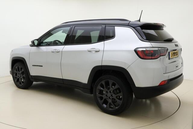 Jeep COMPASS 1.3T S Automaat | Navigatie | Camera | Lederen bekleding | Parkeersensoren voor en achter | Stoel & Stuurverwarming | Zwart dak | Keyless | Lichtmetalen velgen