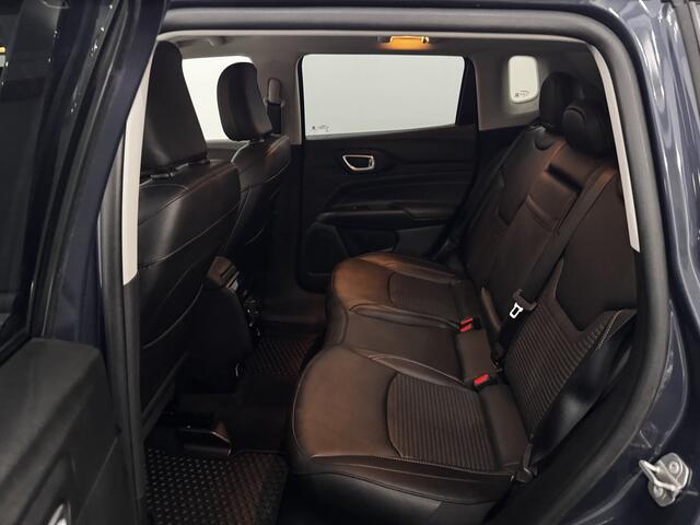 Jeep COMPASS 4xe 240 Plug-in Hybrid Electric Limited Half leder, Camera, Navi, Keyless start, Stoelverwarming, Virtual desk, Massage stoel