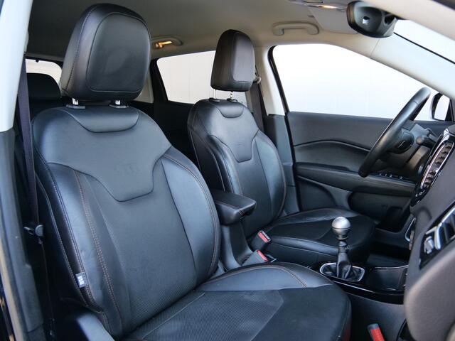 Jeep COMPASS 1.4 MultiAir 140pk Limited Camera / Keyless / Leder / Apple CarPlay / Beats Soundsystem