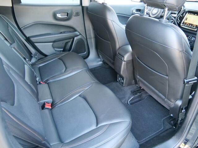 Jeep COMPASS 1.4 MultiAir 140pk Limited Camera / Keyless / Leder / Apple CarPlay / Beats Soundsystem
