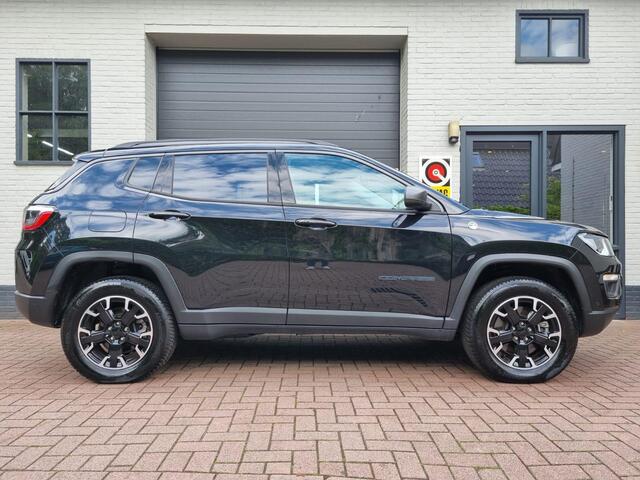 Jeep COMPASS 4xe 240 Plug-in Hybrid Electric Trailhawk LEER / CAMERA / ALPINE SOUND / WINTER PAKKET / VOL