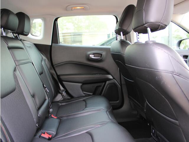 Jeep COMPASS 1.4 MultiAir Longitude | Navi / Camera / Climate