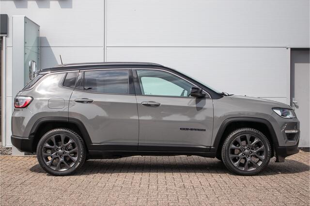 Jeep COMPASS 4xe 240 Plug-in Hybrid Electric S All-in rijklaarprijs | Volledig uitgerust | 4 seasons | Leder | Alpine