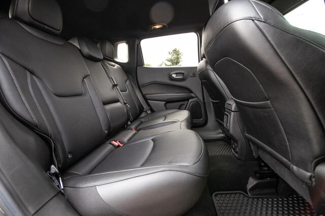 Jeep COMPASS 4xe 240 Plug-in Hybrid Electric S All-in rijklaarprijs | Volledig uitgerust | 4 seasons | Leder | Alpine