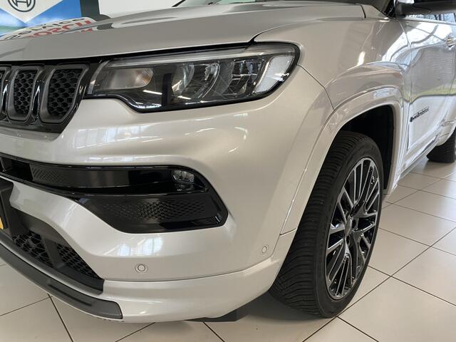 Jeep COMPASS 4xe 240 Plug-in Hybrid Electric S Navigatie / Leer / Camera,Panoramadak