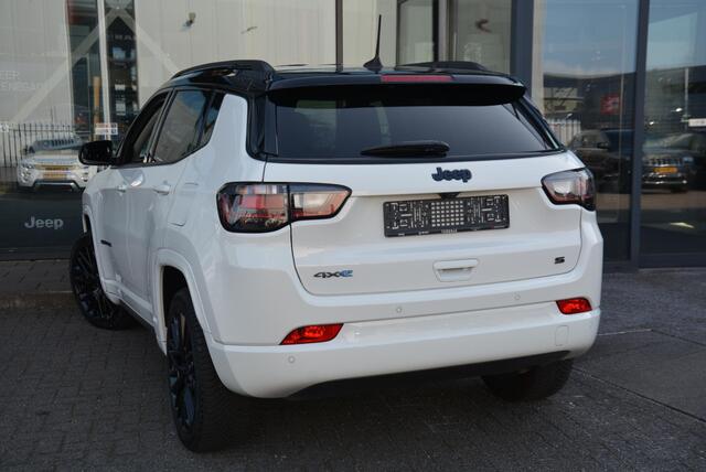 Jeep COMPASS 4xe 240 Plug-in Hybrid Electric S | Leder | Stoelverwarming | Camera