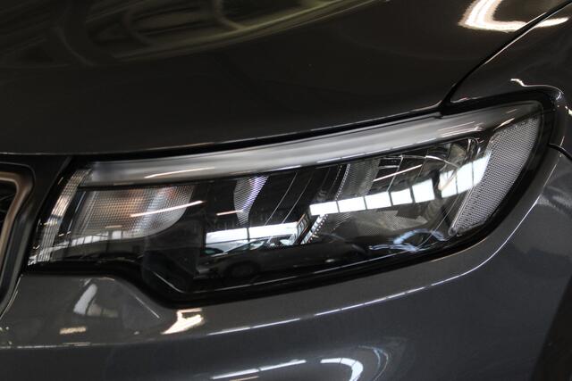 Jeep COMPASS 4xe 240 Plug-in Hybrid Electric Upland | Incl. 12 maanden garantie | Assisted driving | Adaptieve cruise control | Climate control | 360° camera | Android auto | DAB radio |