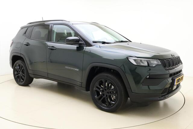 Jeep COMPASS 4xe 240 Plug-in Hybrid Electric North Star | Schuif/ kantel dak | Navigatie | Camera | Stoel & Stuurverwarming | Keyless | Lichtmetalen velgen