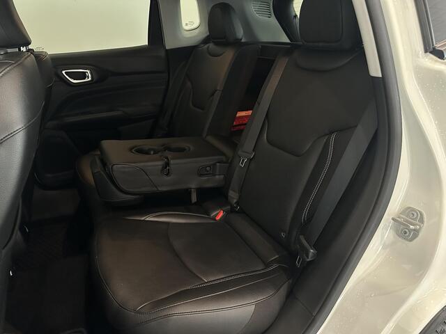 Jeep COMPASS 4xe 240 Plug-in Hybrid Electric S | Leder | Stoel- en stuurverwarming | Apple Carplay/Android Auto | Parkeersensoren voor, achter en achteruitrijcamera