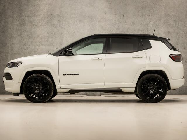 Jeep COMPASS 4xe 240 Plug-in Hybrid Electric S Sport 240Pk Automaat (VIRTUAL COCKPIT, APPLE CARPLAY, GROOT NAVI, LEDER, CAMERA, SPORTSTOELEN, ADAPTIVE CRUISE, KEYLESS, STOELVERWARMING, NIEUWSTAAT)