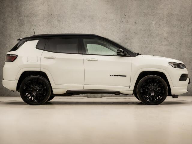 Jeep COMPASS 4xe 240 Plug-in Hybrid Electric S Sport 240Pk Automaat (VIRTUAL COCKPIT, APPLE CARPLAY, GROOT NAVI, LEDER, CAMERA, SPORTSTOELEN, ADAPTIVE CRUISE, KEYLESS, STOELVERWARMING, NIEUWSTAAT)
