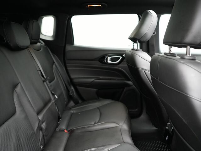 Jeep COMPASS 4xe 190 Plug In Hybrid Electric S 240pk Dealer O.H PHEV | Panodak | Adaptive Cruise | Lederen Sportstoelen Memory & Ventilatie | Apple Carplay | Keyless | Stuur Verwarmd | Navigatie | Blis | Virtual | DAB |