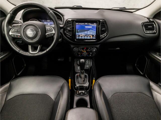 Jeep COMPASS 1.4 MultiAir Limited 4x4 170Pk Automaat (SCHUIFDAK, GROOT NAVI, APPLE CARPLAY, STUUR/STOELVERWARMING, CAMERA, LEDER, KEYLESS, SPORTSTOELEN, CRUISE, GETINT GLAS, NIEUWE APK, NIEUWSTAAT)