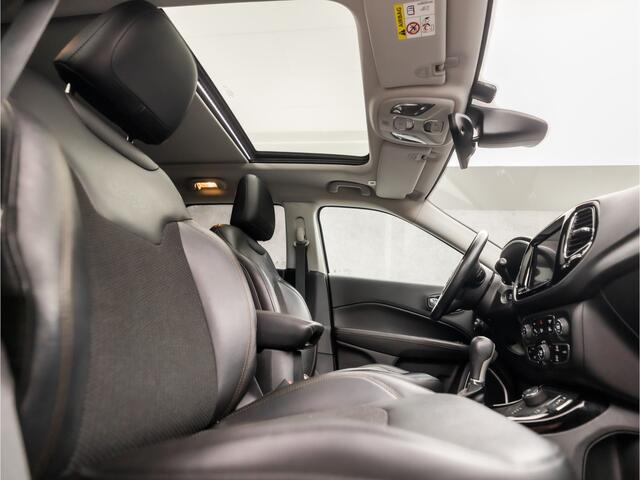 Jeep COMPASS 1.4 MultiAir Limited 4x4 170Pk Automaat (SCHUIFDAK, GROOT NAVI, APPLE CARPLAY, STUUR/STOELVERWARMING, CAMERA, LEDER, KEYLESS, SPORTSTOELEN, CRUISE, GETINT GLAS, NIEUWE APK, NIEUWSTAAT)