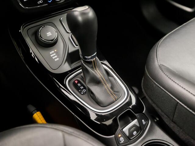 Jeep COMPASS 1.4 MultiAir Limited 4x4 170Pk Automaat (SCHUIFDAK, GROOT NAVI, APPLE CARPLAY, STUUR/STOELVERWARMING, CAMERA, LEDER, KEYLESS, SPORTSTOELEN, CRUISE, GETINT GLAS, NIEUWE APK, NIEUWSTAAT)