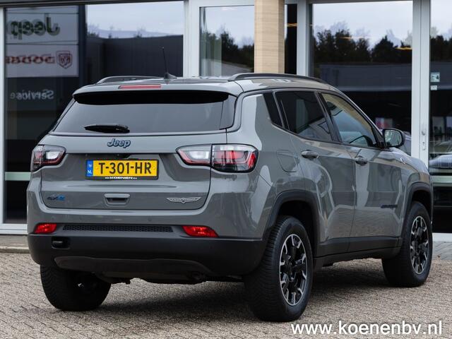 Jeep COMPASS 4xE 240 Autom. 4x4 Trailhawk LEER / ADAPT. CRUISE / NAVI / CAMERA