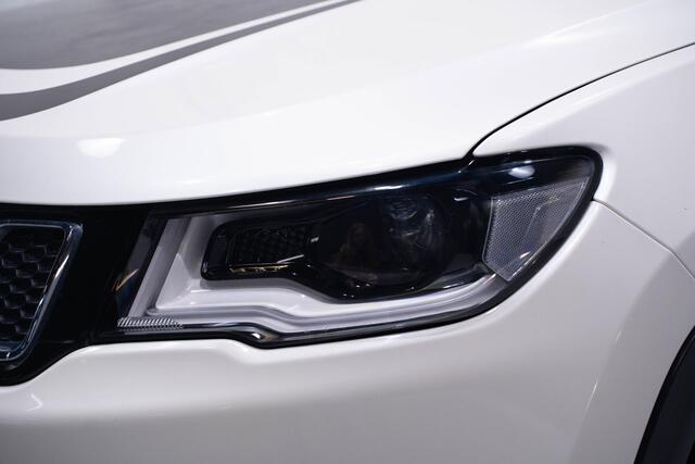 Jeep COMPASS 2.0 MultiJet 4x4 Limited Grijs Kenteken 2p Navi, Trekhaak, Cruise Control, NAP